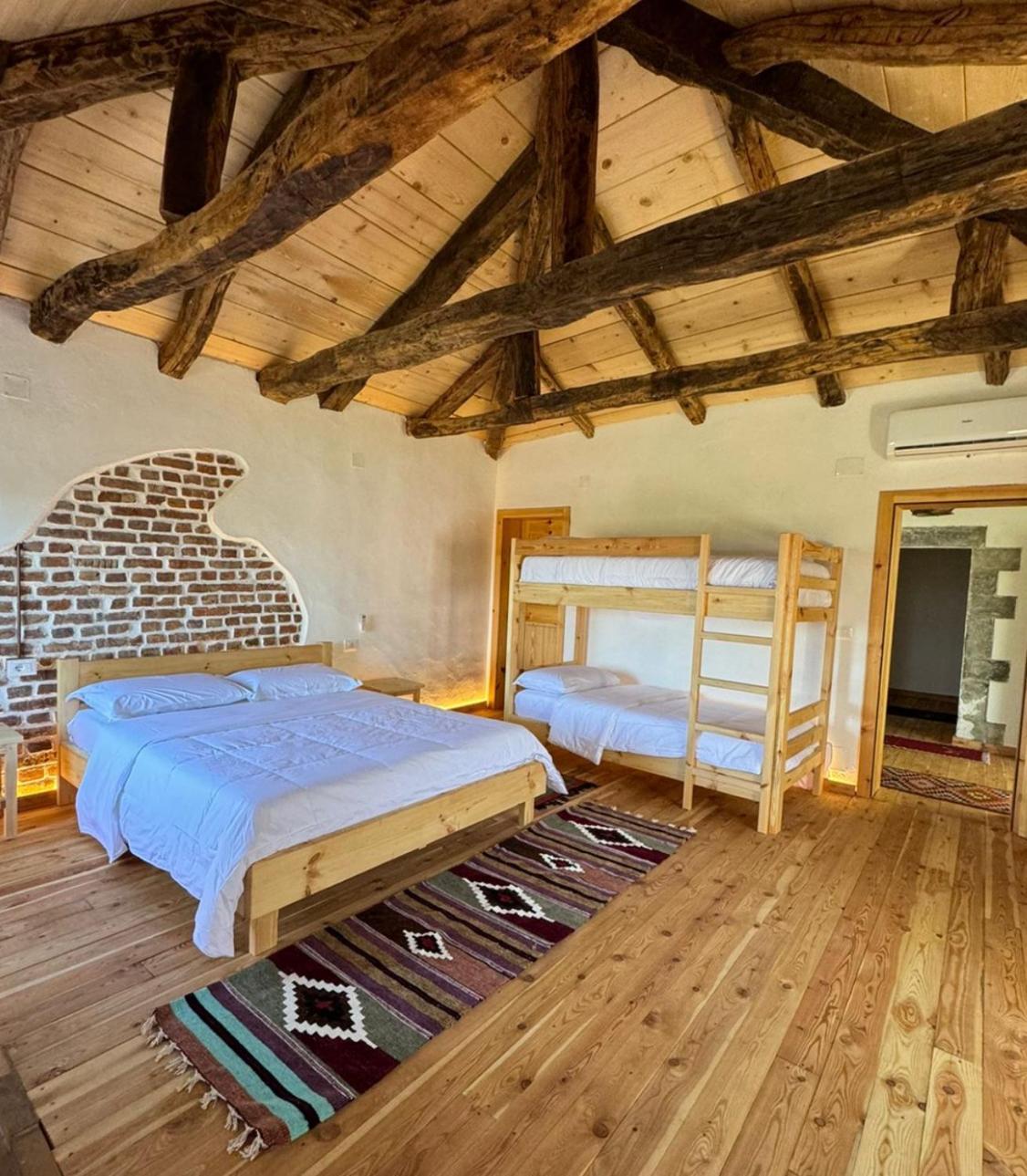 Guesthouse Vitoria - Mrizi I Zanave Fishte Extérieur photo